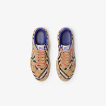 Carica l&#39;immagine nel visualizzatore di Gallery, Sneaker BURBERRY Terrace Check (Sabbia)
