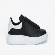 Carica l&#39;immagine nel visualizzatore di Gallery, ALEXANDER MCQUEEN Sneaker Oversize
