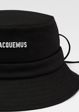 JACQUEMUS cappello da pescatore con fiocco - Moda & Modi Luxury