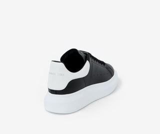 Sneaker Alexander MCQUEEN Oversize Nero\Bianco - Moda & Modi Luxury