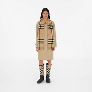 Sciarpa BURBERRY in Cashmere Check - Moda & Modi Luxury